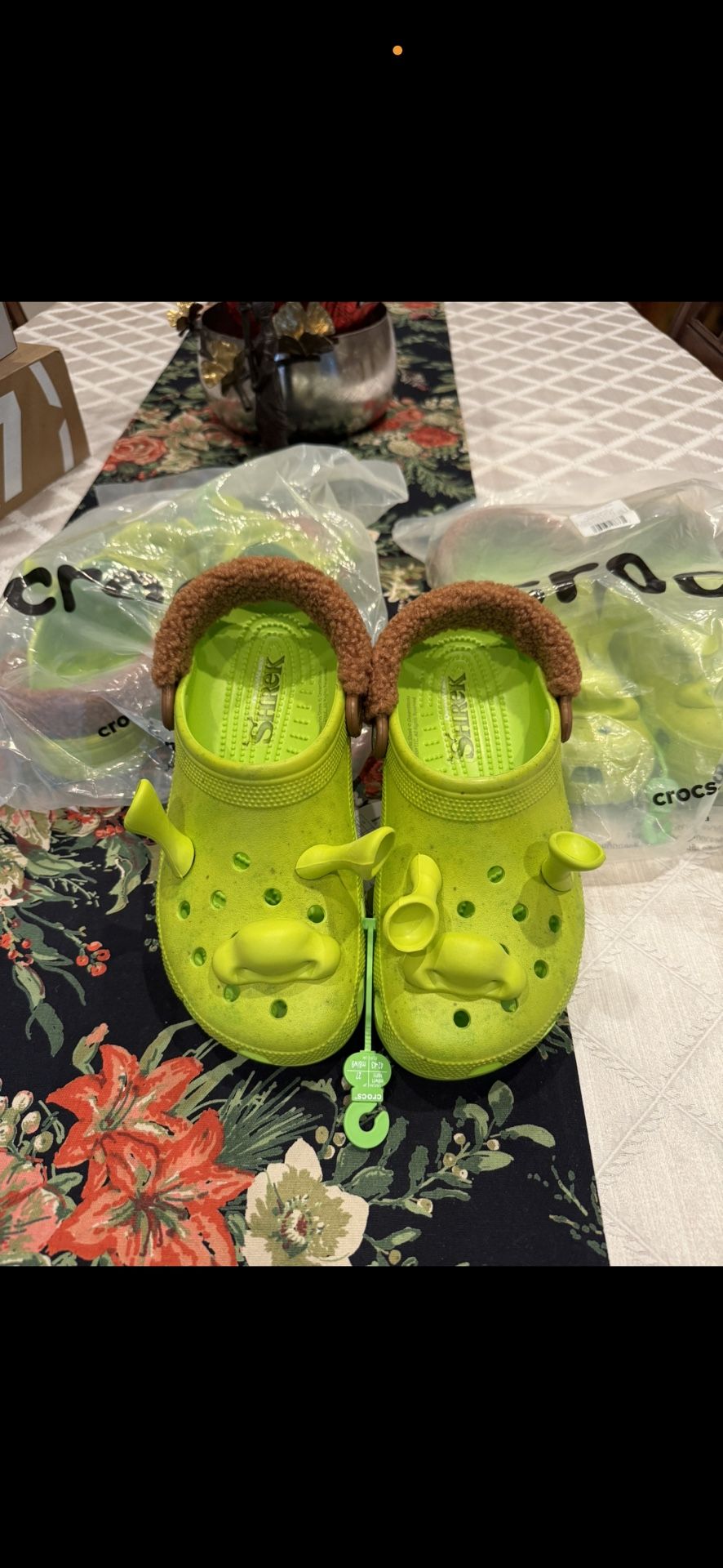 Shrek Crocs Size 10 BRAND NEW