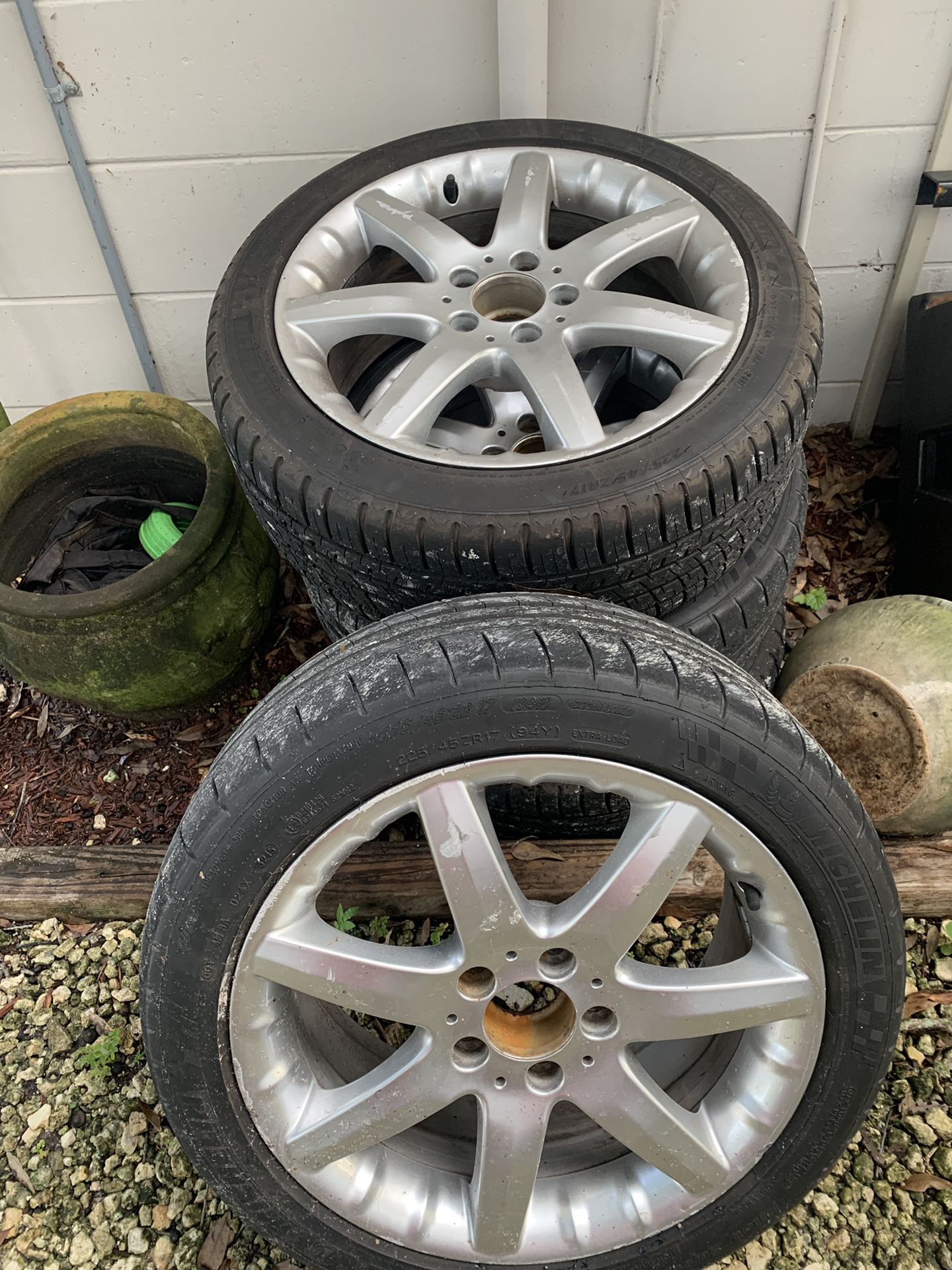 Mercedes rims and tire