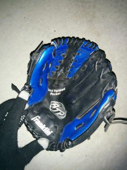 Baseball glove
