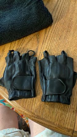 Motorcycle ridin gloves