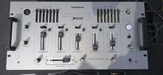 RadioShack 3-Channel 7-band Equalizer Stereo Sound Mixer
