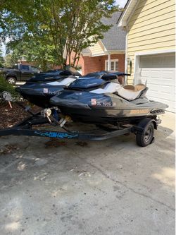 2014 SeaDoo Gti 155 limited jetskis
