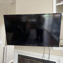 FREE NOT WORKING 47 inch TV