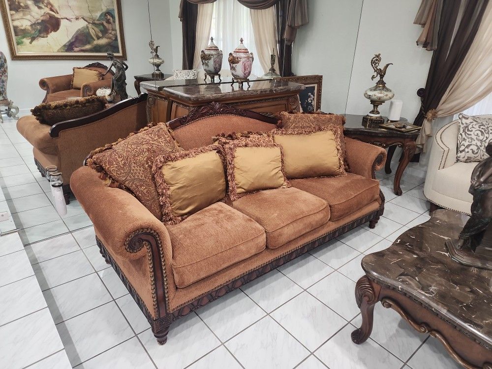 sofa and chairs