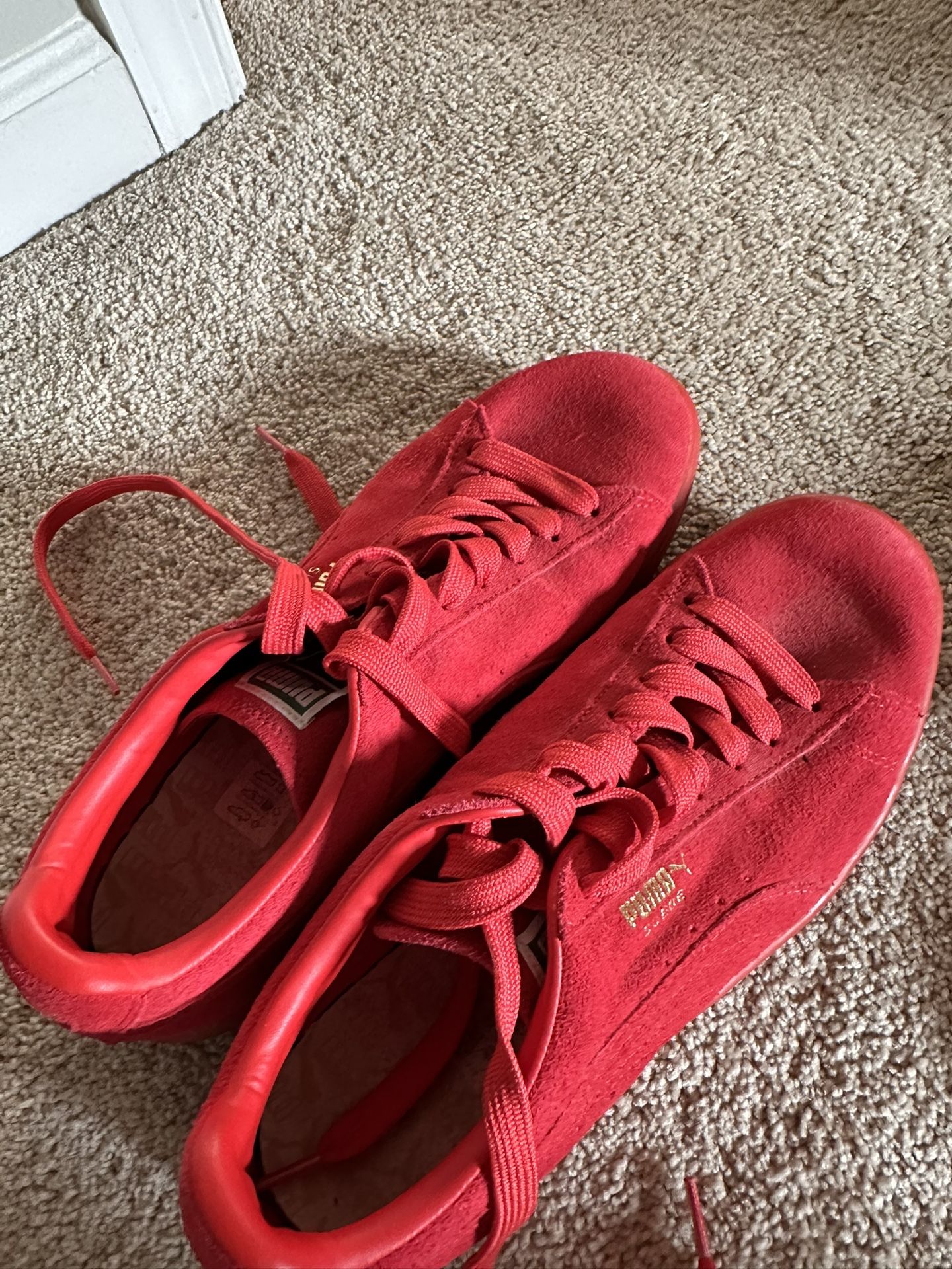 Puma Sneakers