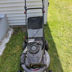 Craftsman Lawnmower With Bag  (Not Self-propelled)