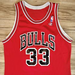 Vintage 90’s Scottie Pippen Chicago Bulls Champion Jersey  
