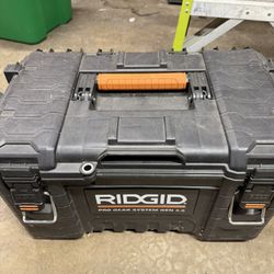 Medium Rigid Box