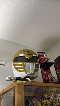 White Ranger helmet