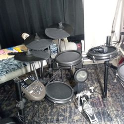 Electric Drum Set