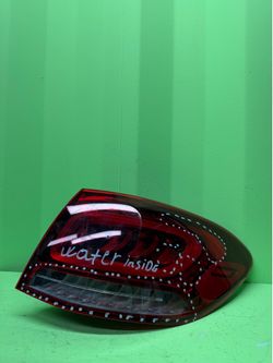 2020 2021 2022 MERCEDES-BENZ GLC300 GLC43 GLC63 SUV Right Passenger Side Quarter Panel / Outer Tail Light OEM A2539063403