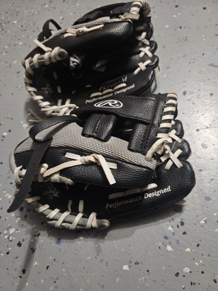 Kids Baseball Gloves