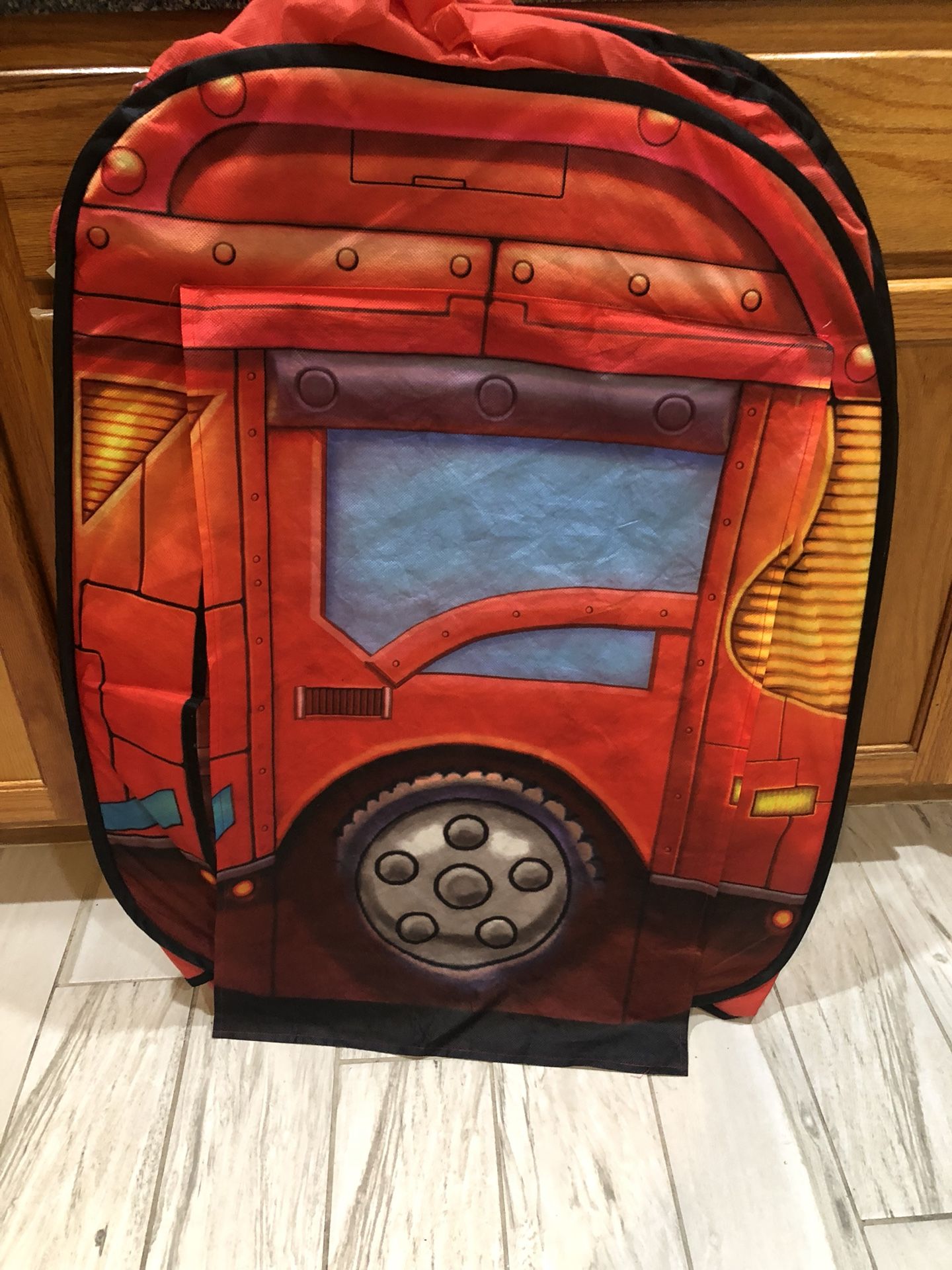 Fire Truck Tent - pop up play tent $10