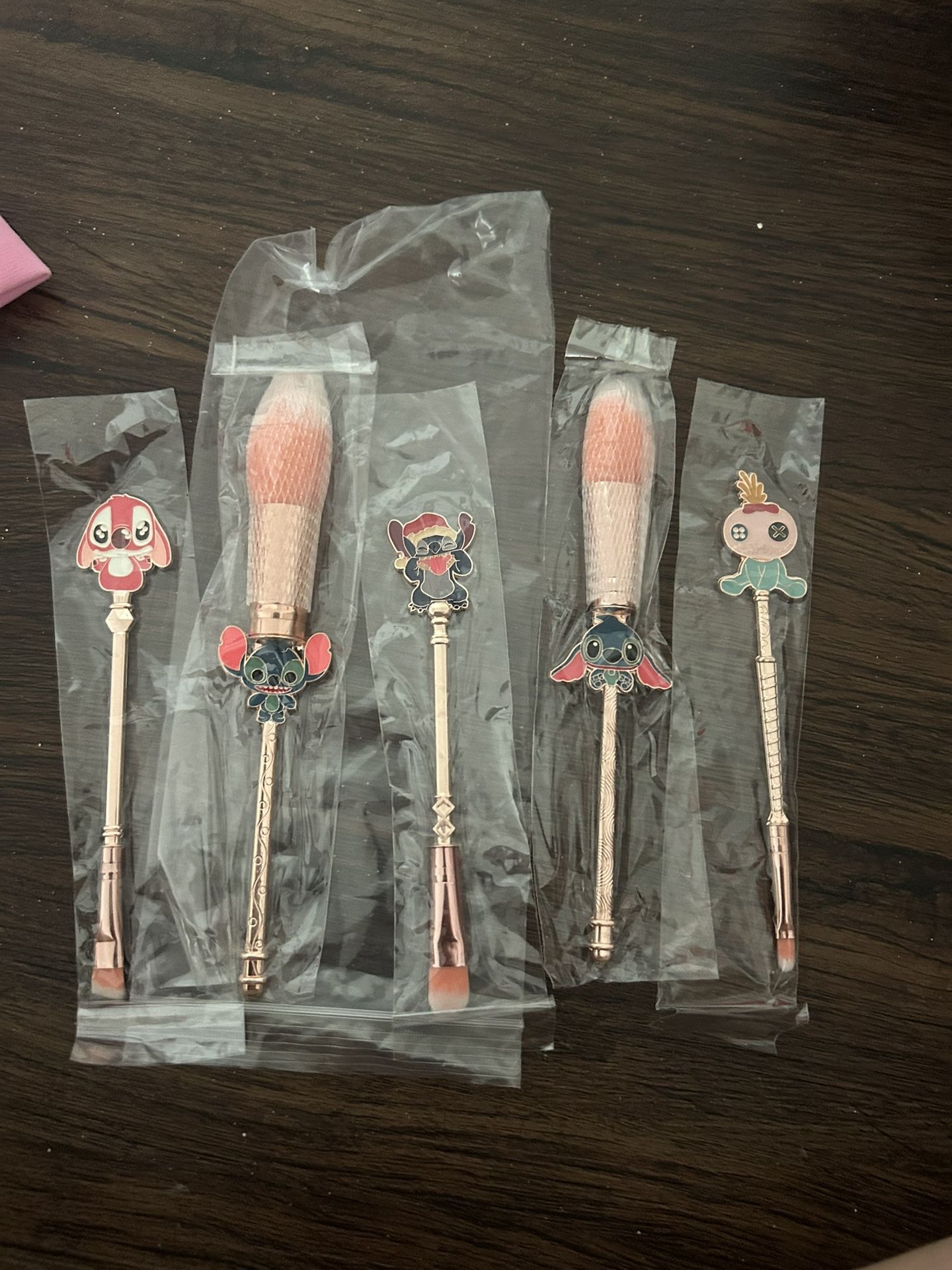 stitch makeup brushes