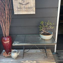 Nice, Right Iron Table