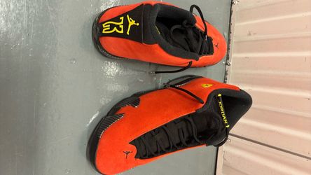 Jordan 14 Retro Ferrari