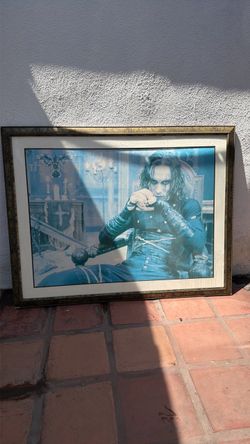 The crow frame