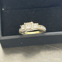 Engagement Ring & Wedding Bands