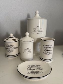 Bathroom Accessories set