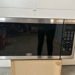 Oster Microwave