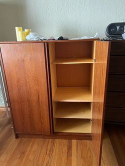 Dressers and Mirror.