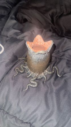 Neca xenomorph egg