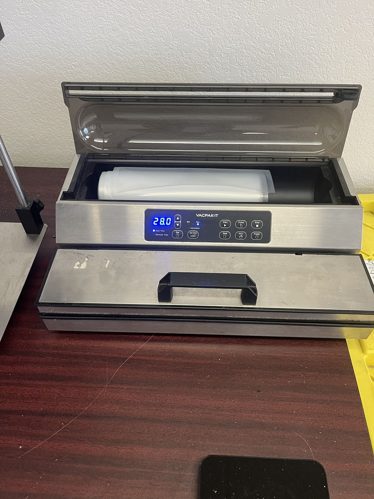 External Vacuum Sealer W 16” Seal Bar Vapak-it