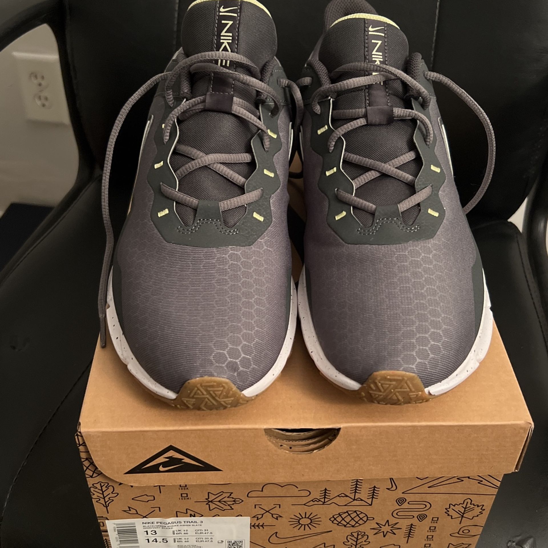 Sizes 13 Men Nike Tennis Shoes 