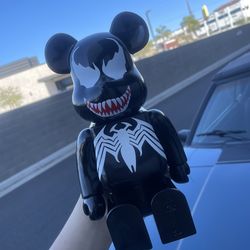 400% Size Venom Bearbrick