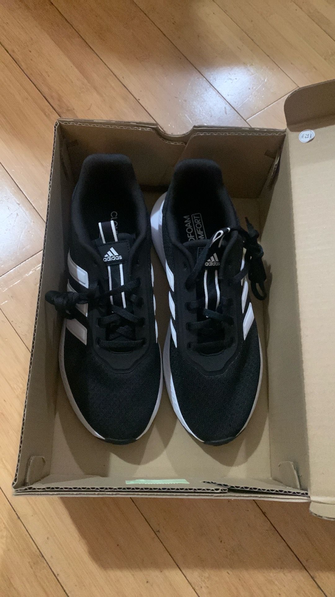 Adidas Running Shoes, Women size 8 US, New in Box