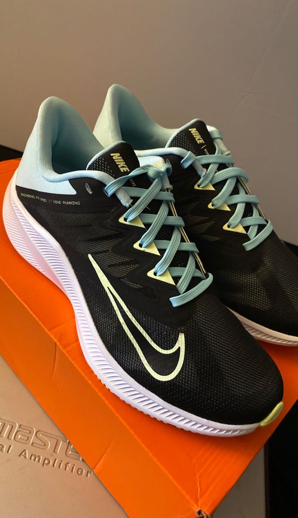 wmns nike quest 3 prm