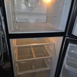 Frigidaire Fridge Apt Size 30 By 67 High 