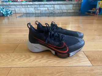 Nike Air Zoom Tempo Next % Flyknit size 8.5 men