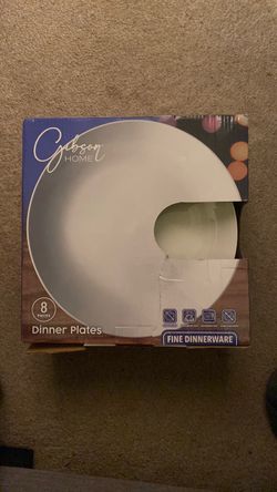 Gibson Fine Dinnerware 8 Piece Dinner Plates