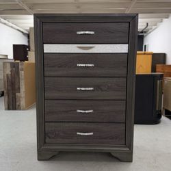 Gray 6 Drawer Dresser - See Page for a Matching Dresser, Mirror, & Nightstands 