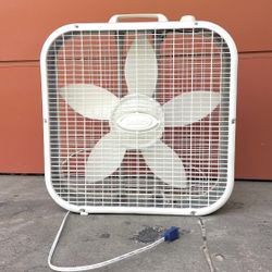 BOX FAN 20 inch LASKO FIRM PRICE IN EAGLE ROCK  