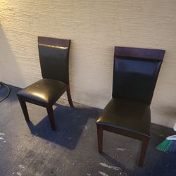 Free table and 4 chairs
