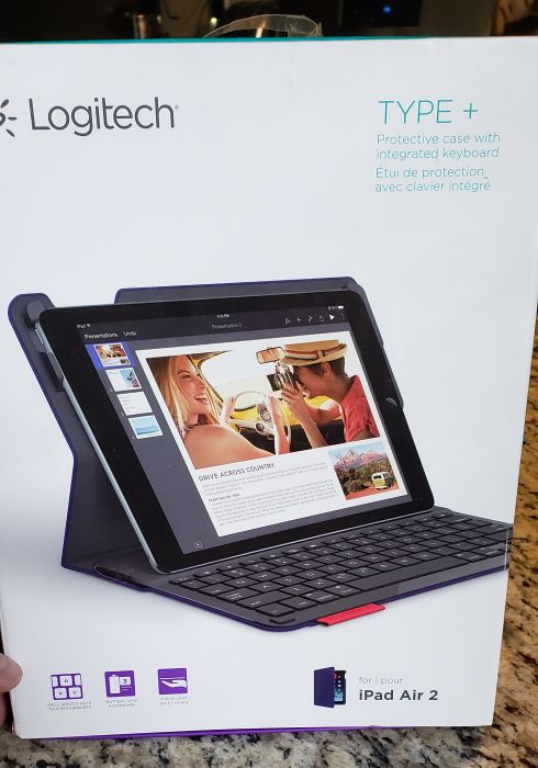 Logitech type + for IPad air 2
