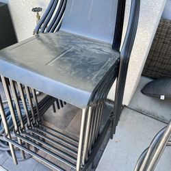 6 Bar Stools