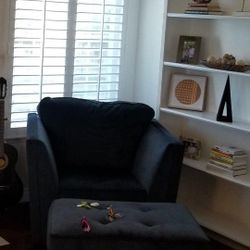 2 Seat Love Seat And Single Seat With Foot Rest