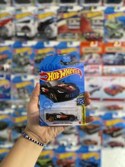 CORVETTE C7 Z06 CONVERTIBLE HOTWHEELS 