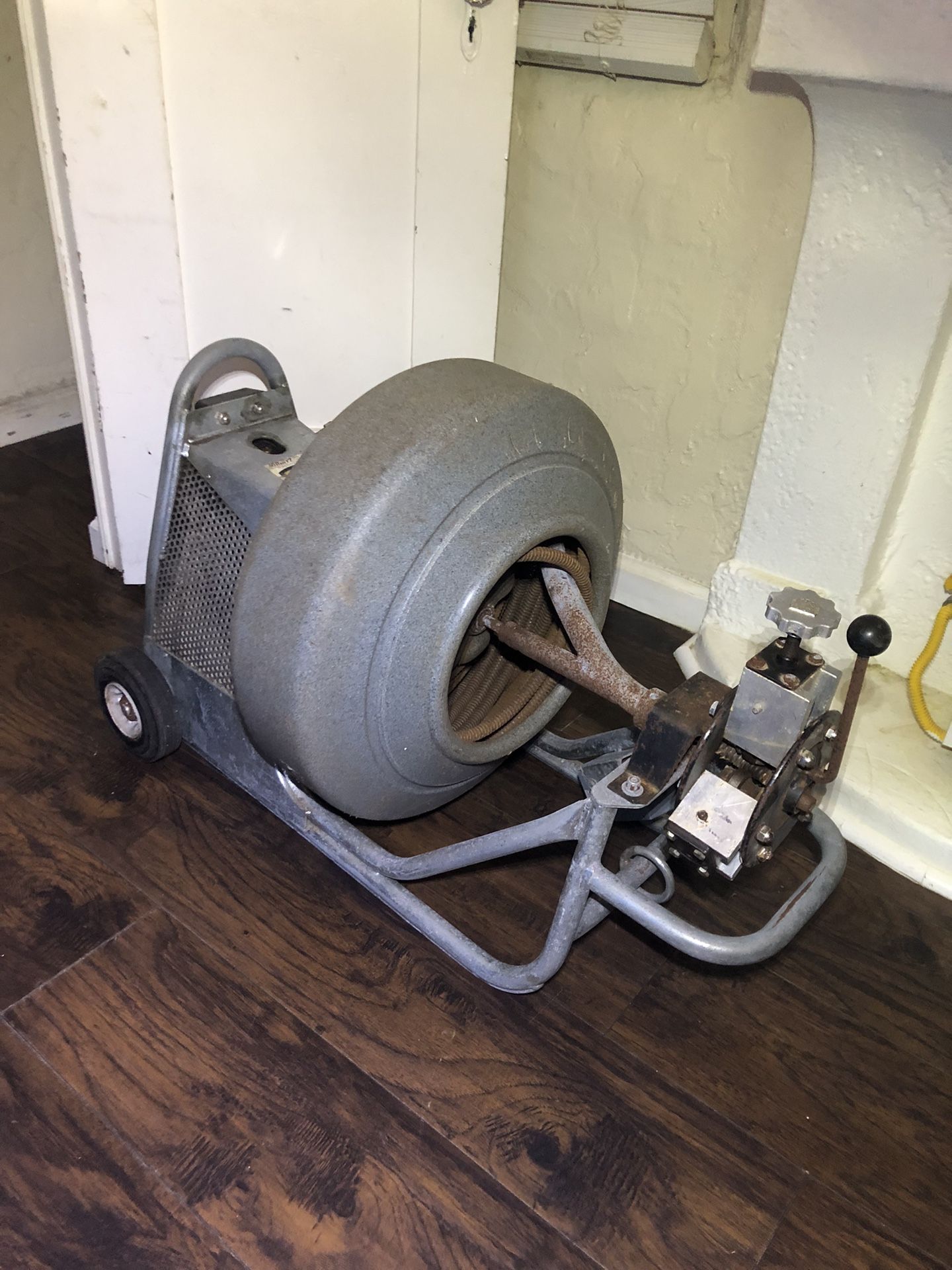 GORLITZ GO 62A HD PE - Sewer/Drain Machine, 11/16” X 100' Cable Feeder