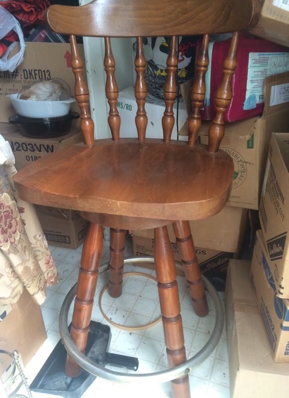 Wood stool