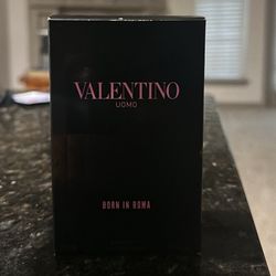 Valentino Uomo Born In Roma