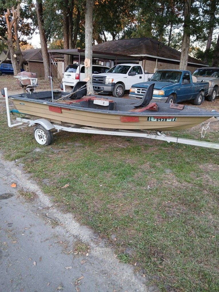 Boat For Sell