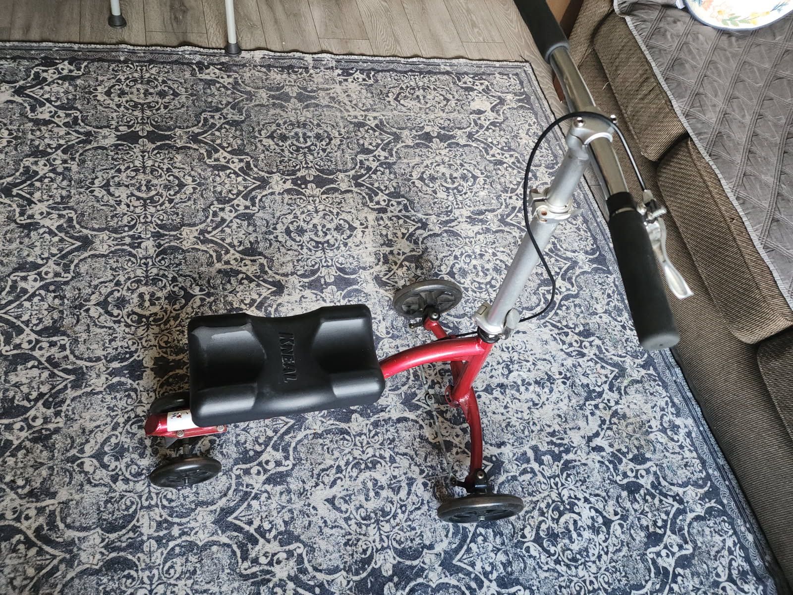 Knee Scooter