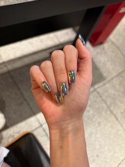 Chrome Silver Press - on Nails | Mirror - Like Shine Manicure
