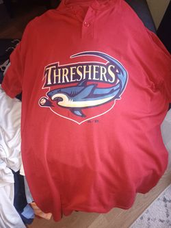 Vintage Clearwater Threshers men's extra large