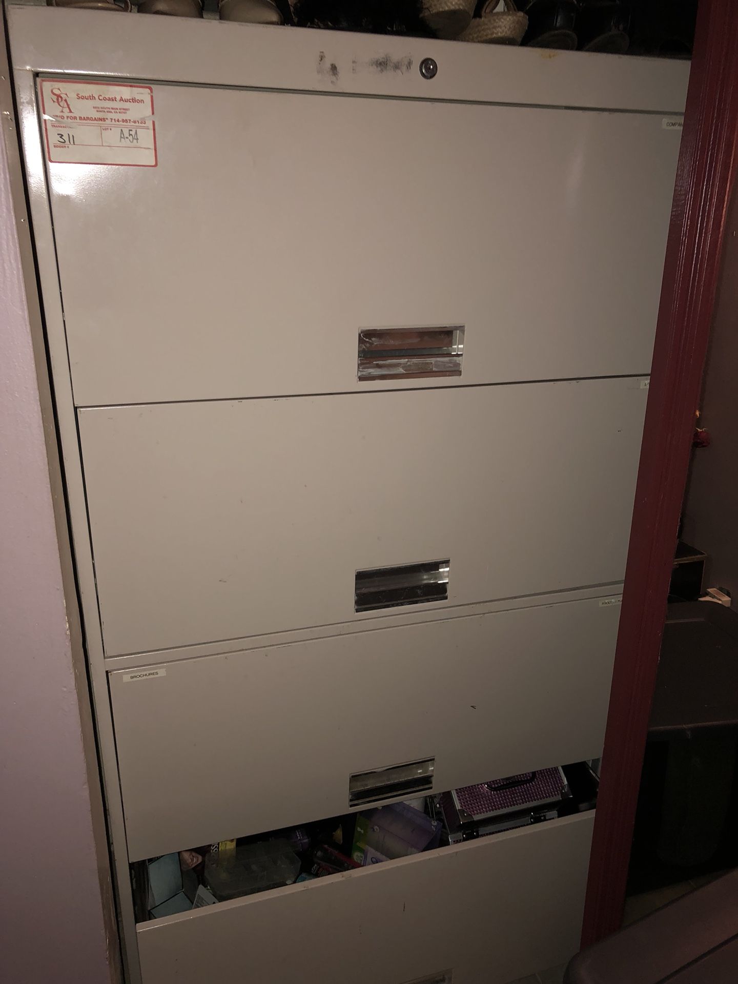 4 door Cabinet