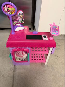 Minnie Mouse store